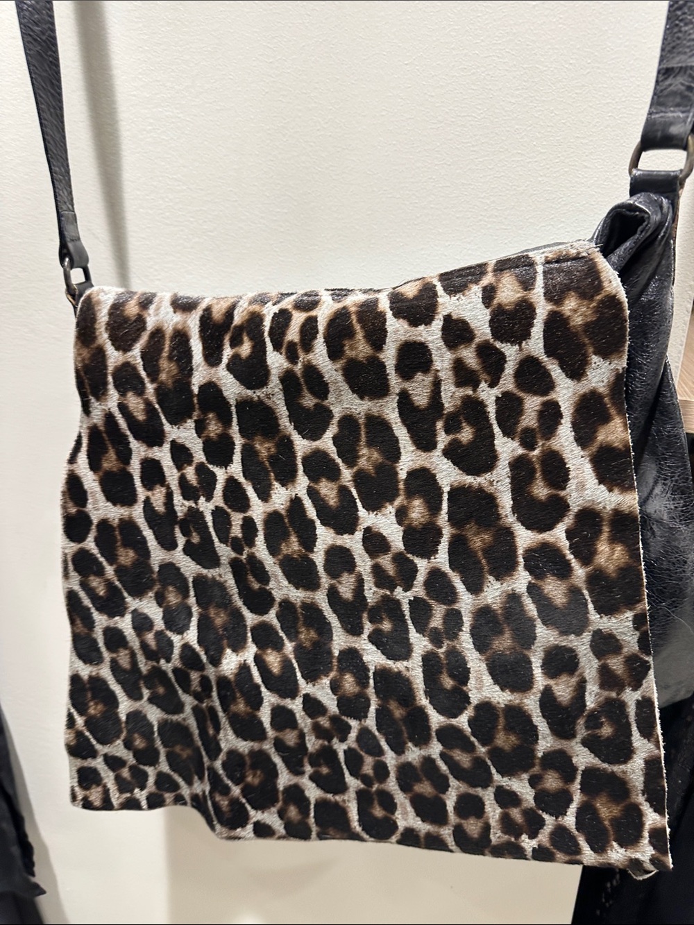 Leopard Print Crossbody Shoulder Bag in Brown and Black